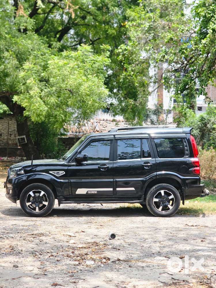 Mahindra Scorpio S11 Mt 7s, 2024, Diesel