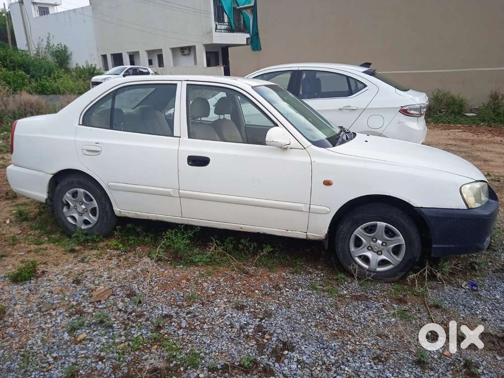 Hyundai Accent 2010 Lpg 90000 Km Driven