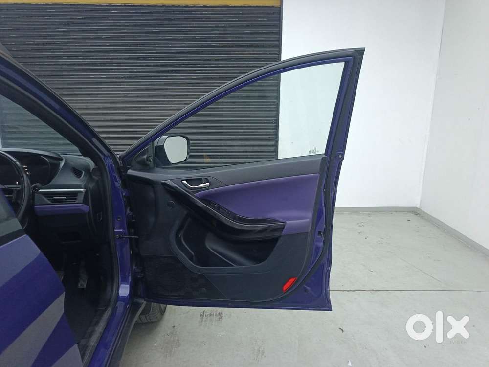 Tata Nexon Fearless Plus S Purple 1.2 Revotron Petrol 7dca Dual Tone..