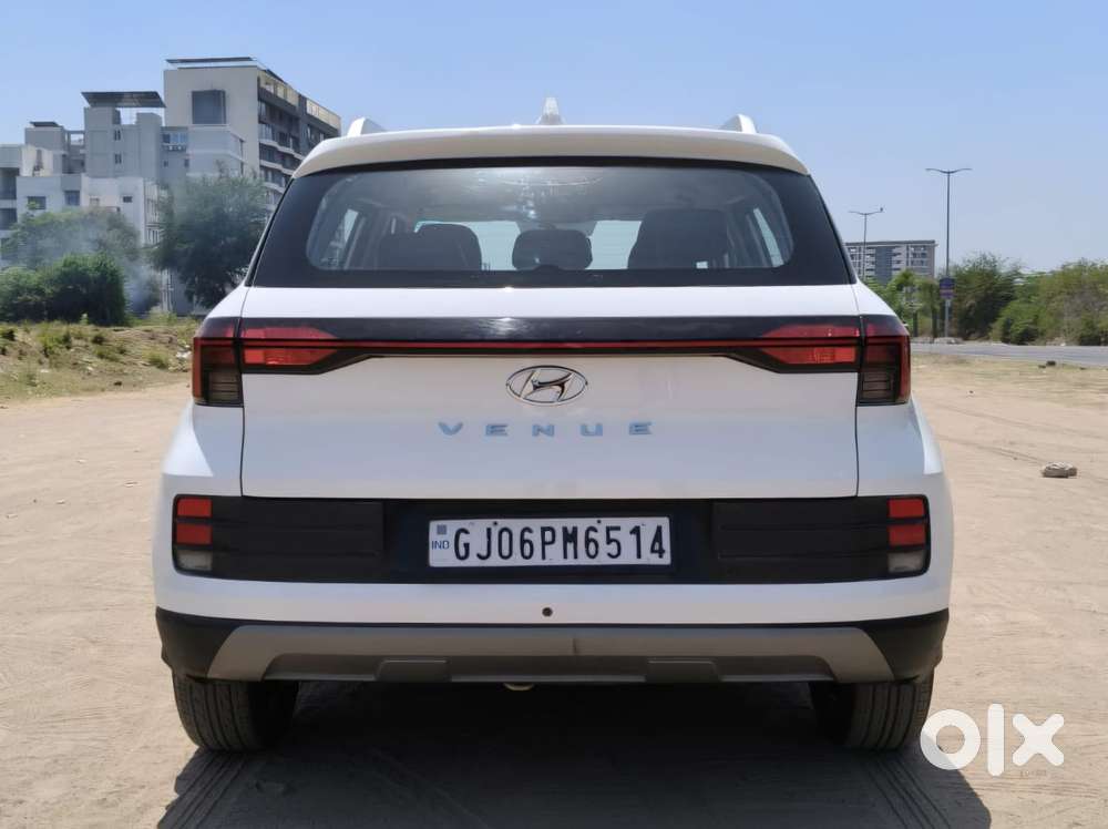 Hyundai Venue S 1.2 Petrol, 2023, Cng & Hybrids