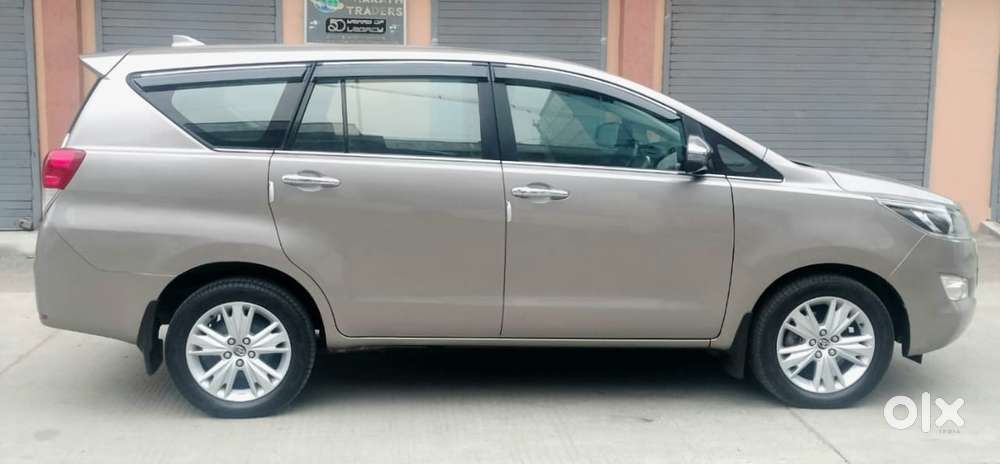 Toyota Innova Crysta