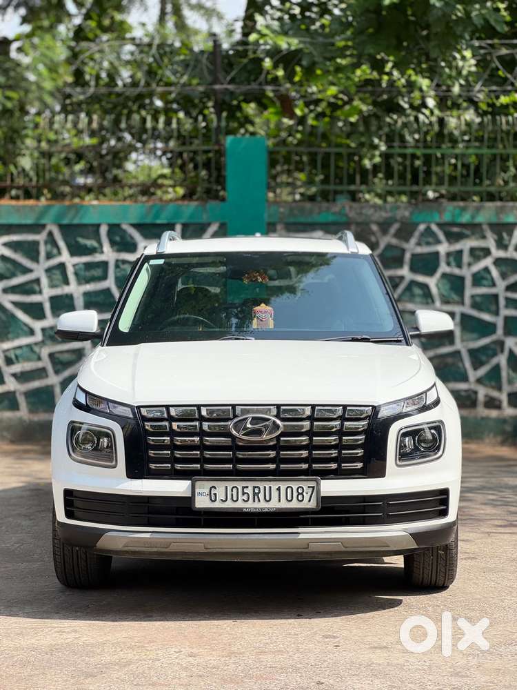 Hyundai Venue, 2023, Petrol