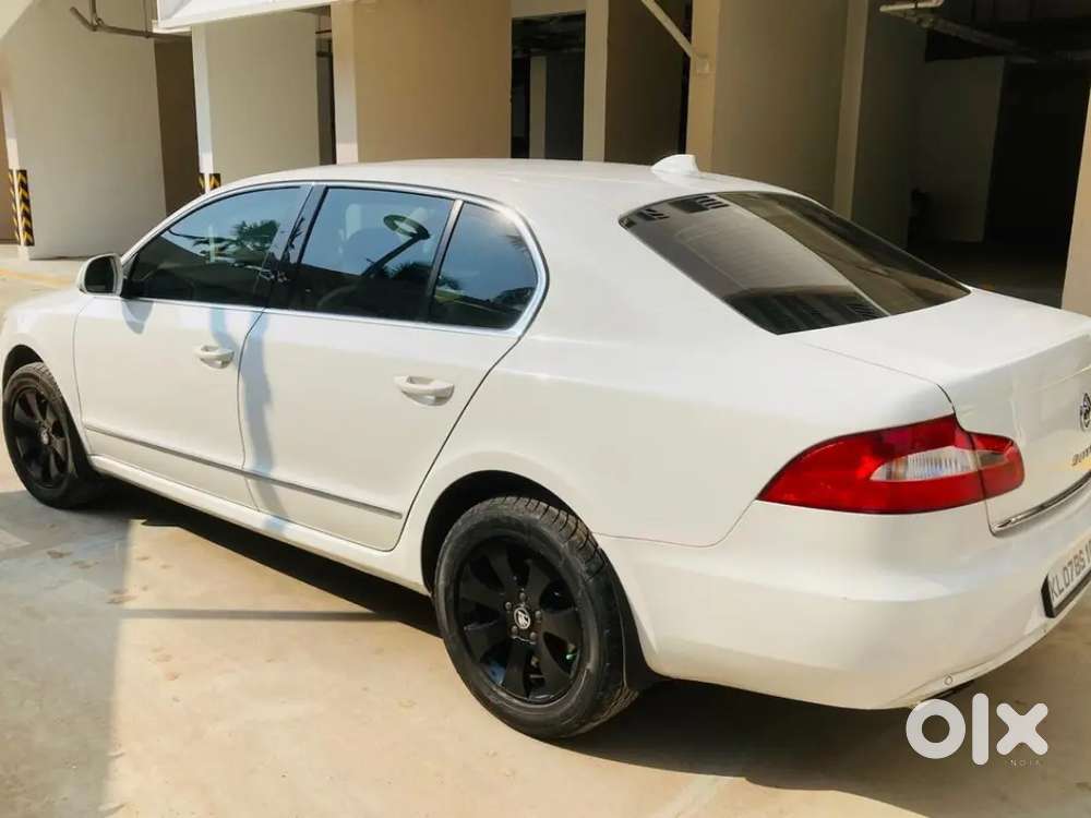 Skoda Superb 2011 Diesel Well Maintained