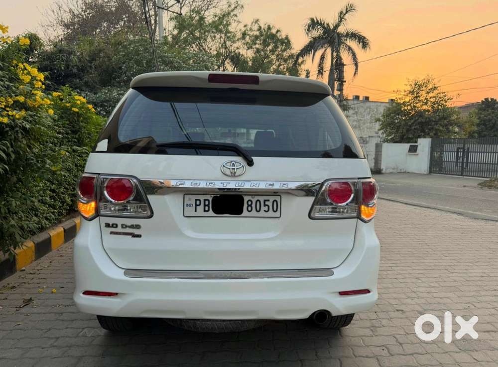 Toyota Fortuner Diesel 2014