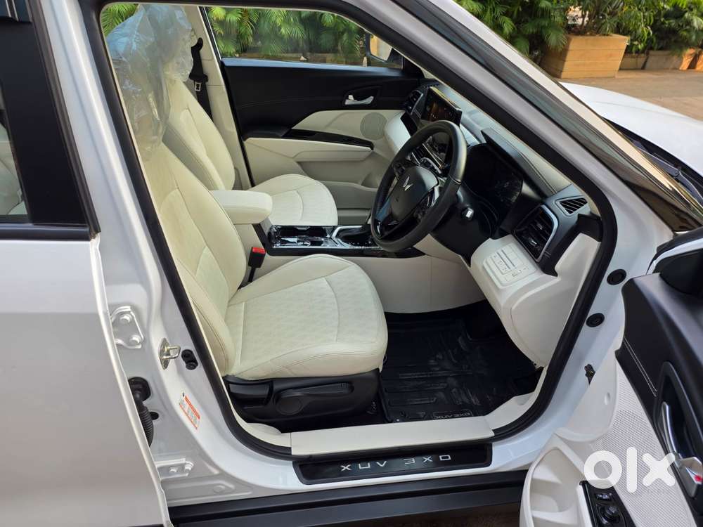 Mahindra Xuv 3xo Ax7l 1.2 Petrol At (pg), 2024, Petrol