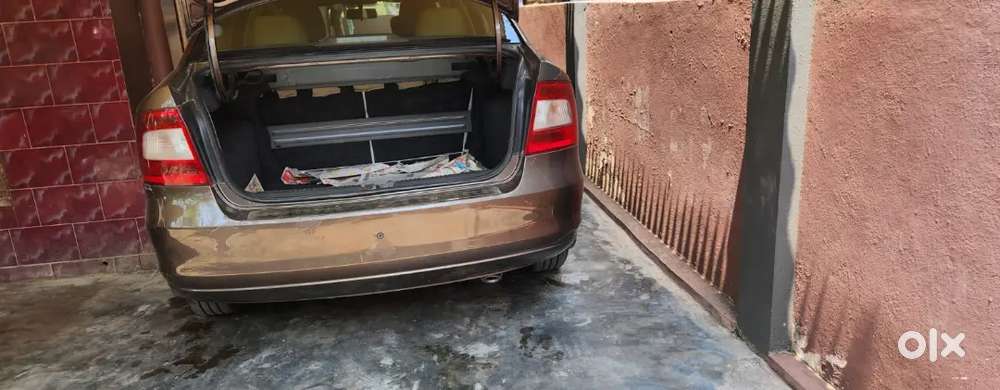 Skoda Rapid 2016 Diesel Well Maintained Showroom Track Complete