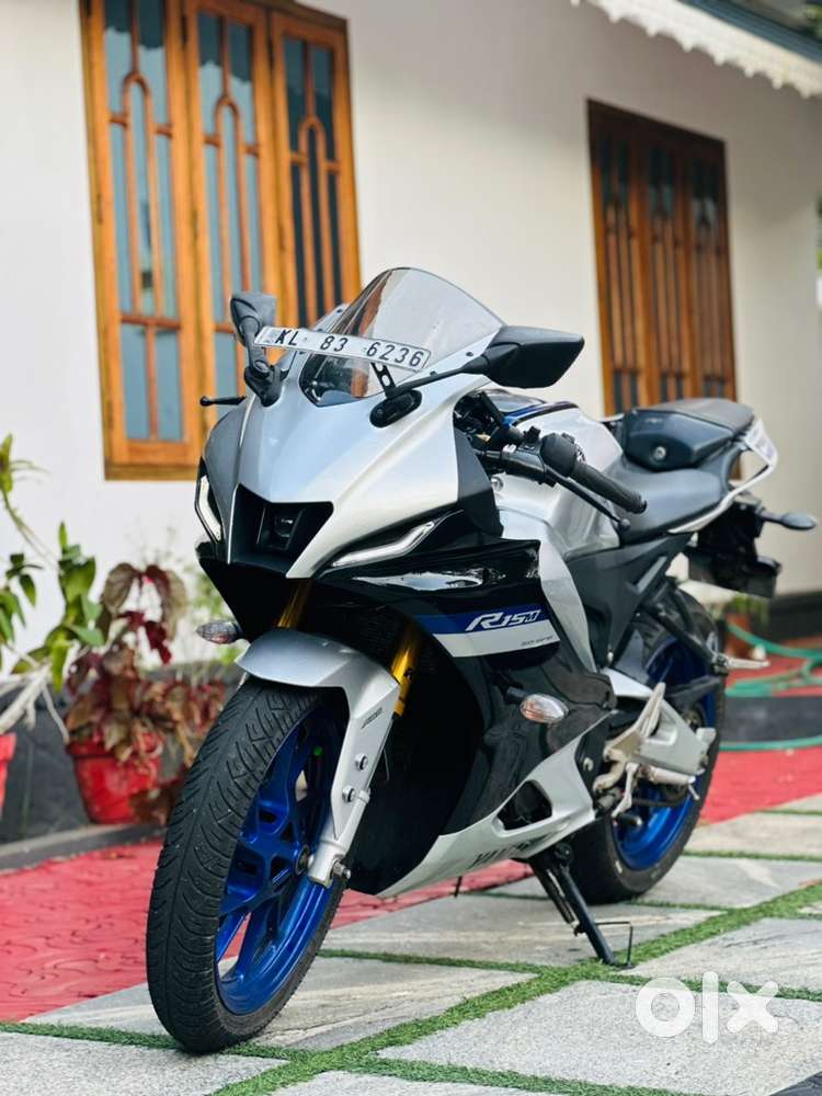 R15 V4 M - with New tyres , No accident history - Motorcycles - 1821143604
