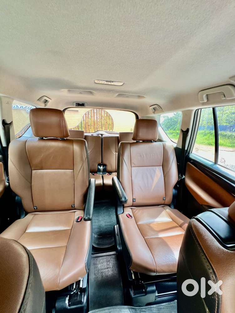 Toyota Innova Crysta [2020-ongoing] 2.4 Zx 7 Str, 2020, Diesel
