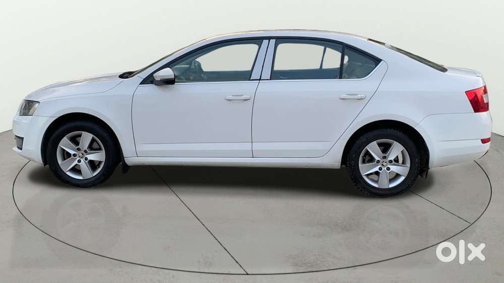 Skoda Octavia 1.8 Tsi At Style Plus, 2017, Petrol