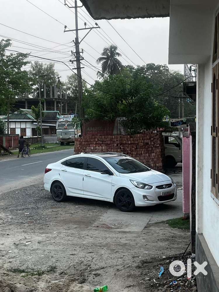 Hyundai Verna 2015 Petrol Well Maintained