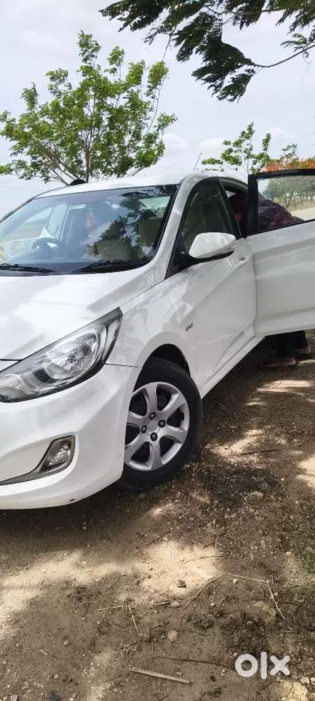 Hyundai Verna 2011 Petrol 96000 Km Driven