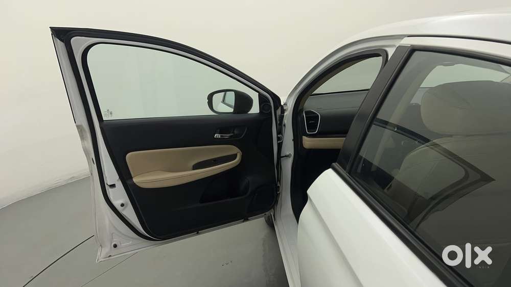 Honda City 1.5 Zx I-vtec Mt, 2023, Petrol