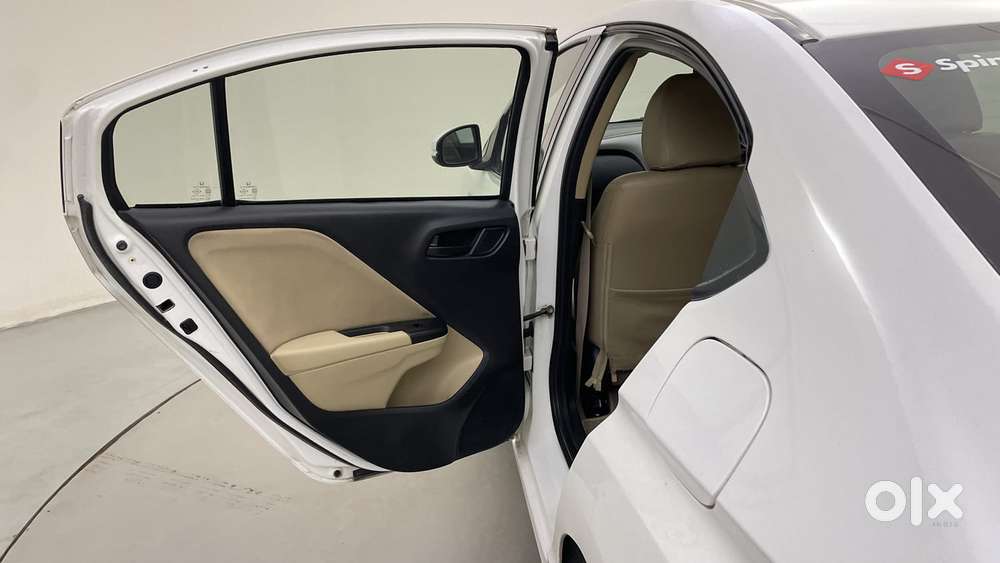 Honda City I-vtec Cvt Zx, 2015, Petrol