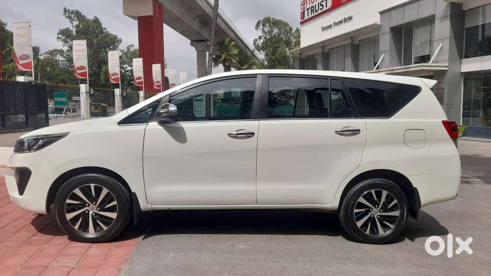 Toyota Innova Crysta 2.8 Zx At, 2022, Petrol