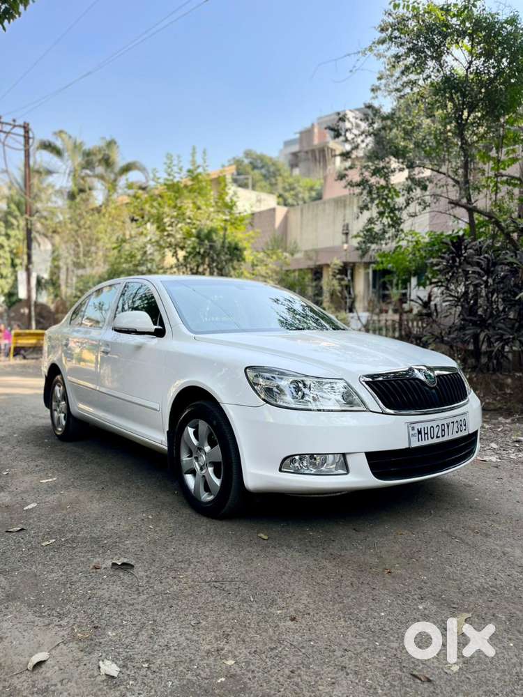 Skoda Laura Elegance 2.0 Tdi Cr Mt, 2010, Diesel