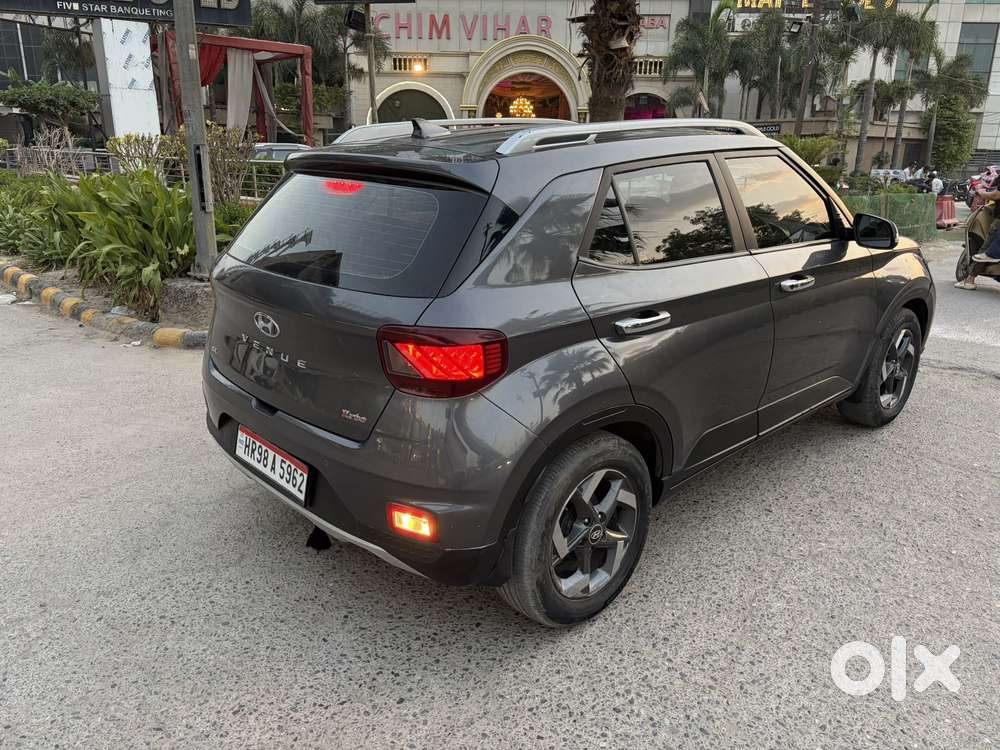 Hyundai Venue 1.0 Sx Turbo Imt, 2021, Petrol