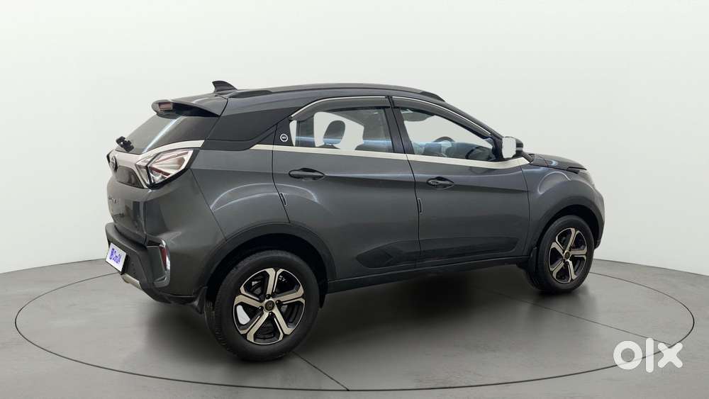 Tata Nexon 1.2 Revotron Xza Plus, 2023, Petrol