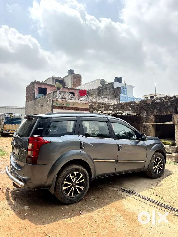 Mahindra Xuv500 2017