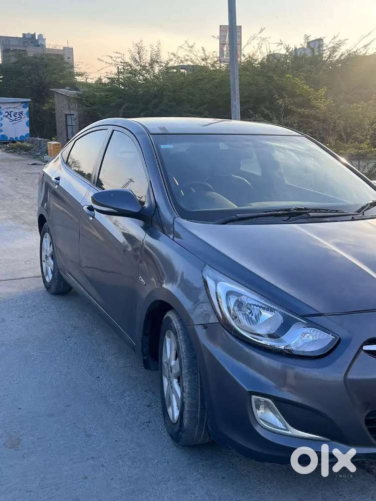 Hyundai Verna 1.6 Ex 2011
