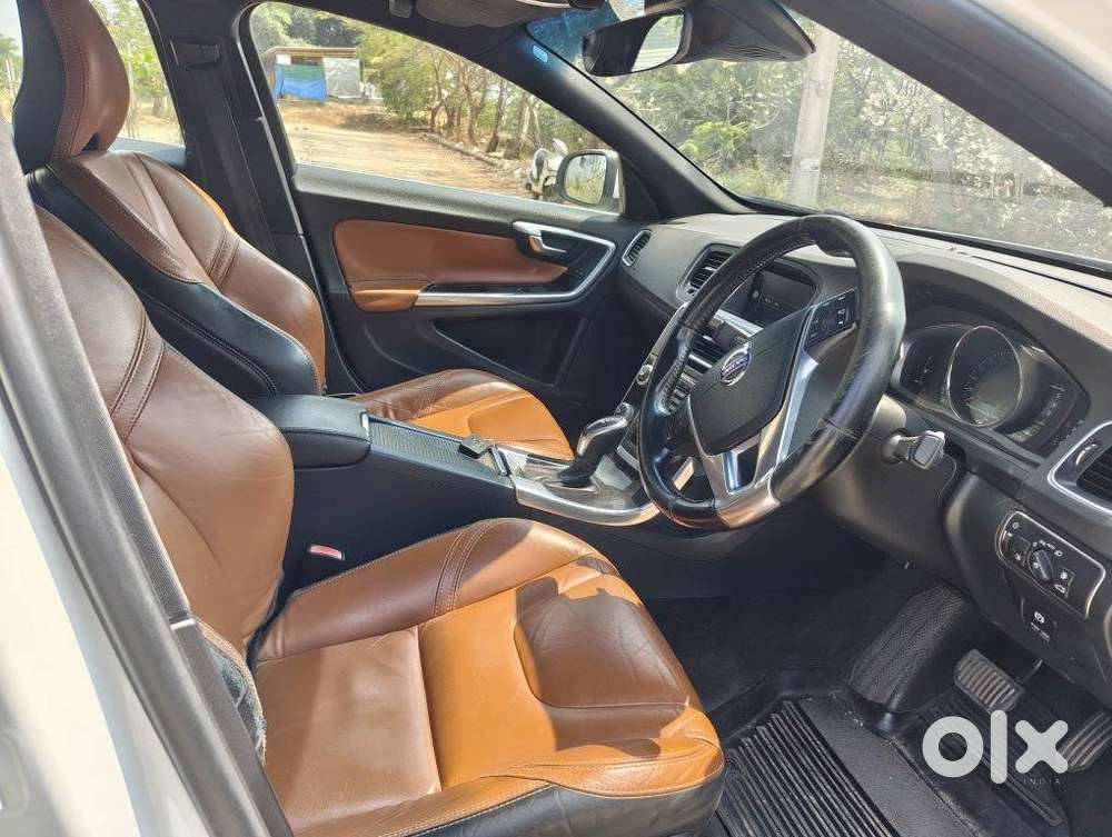 Volvo S60 D5 Kinetic, 2015, Diesel