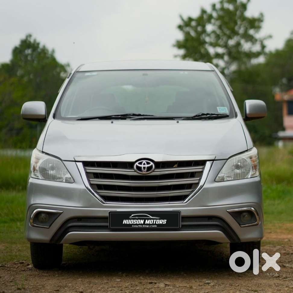 Toyota Innova 2.5 G (diesel) 8 Seater, 2015, Diesel
