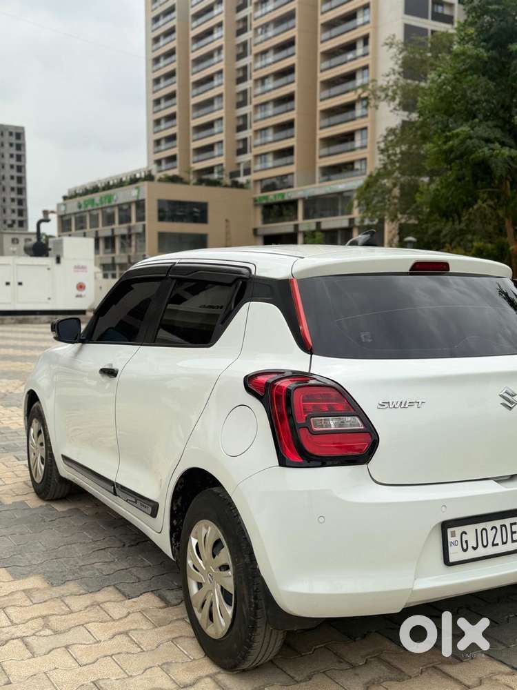 Maruti Suzuki Swift 1.2 Vxi (o), 2020, Cng & Hybrids