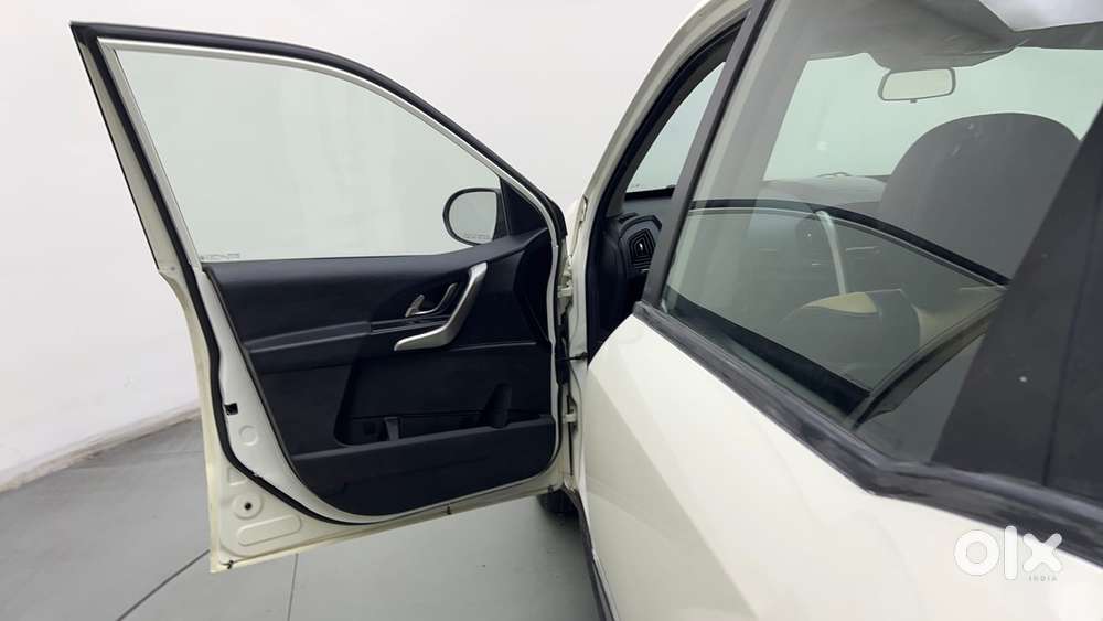 Mahindra Xuv500 W9 2wd, 2019, Diesel