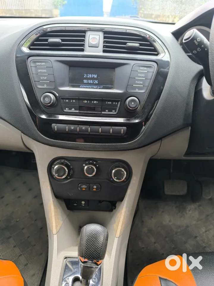 Tata Tiago Xza, 2018, Petrol