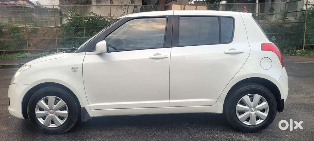 Maruti Suzuki Swift Vdi Bsiii, 2010, Diesel