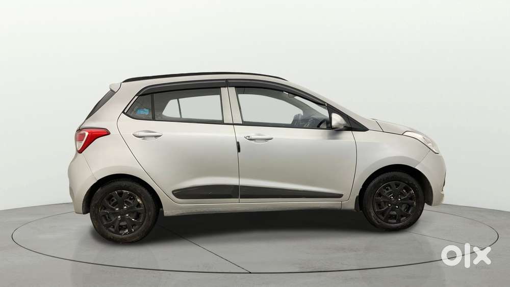 Hyundai Grand I10 Sportz 1.2 Kappa Vtvt, 2015, Petrol
