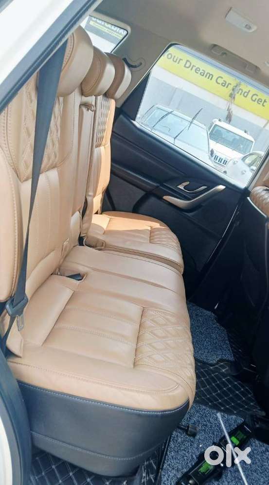 Mahindra Xuv500 W11, 2018