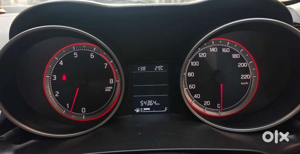 Maruti Suzuki Swift Zxi, 2021, Petrol