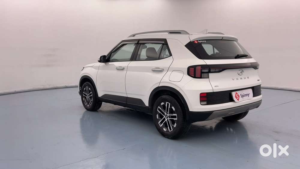 Hyundai Venue 1.0 Sx (o) Turbo Dct, 2022, Petrol