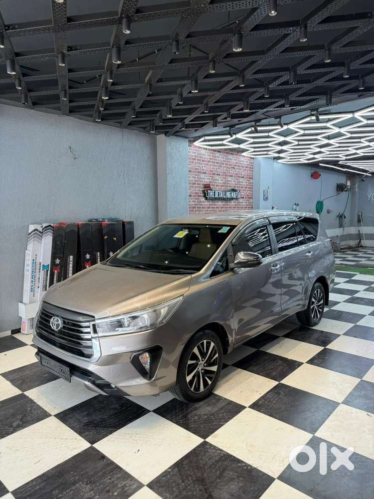 Toyota Innova Crysta 2.8 Zx At 7 Seater, 2021, Diesel