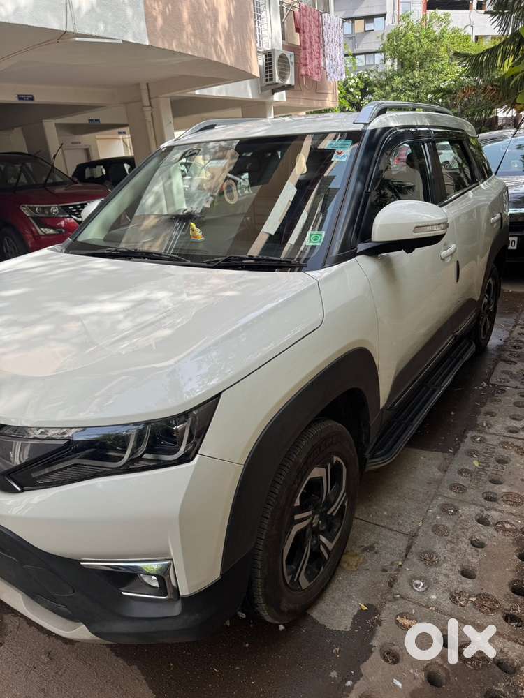 Maruti Brezza Petrol 2024