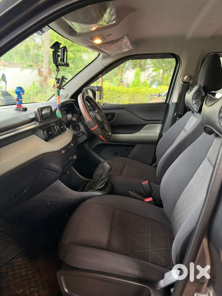 2021 Tata Punch Petrol Manual