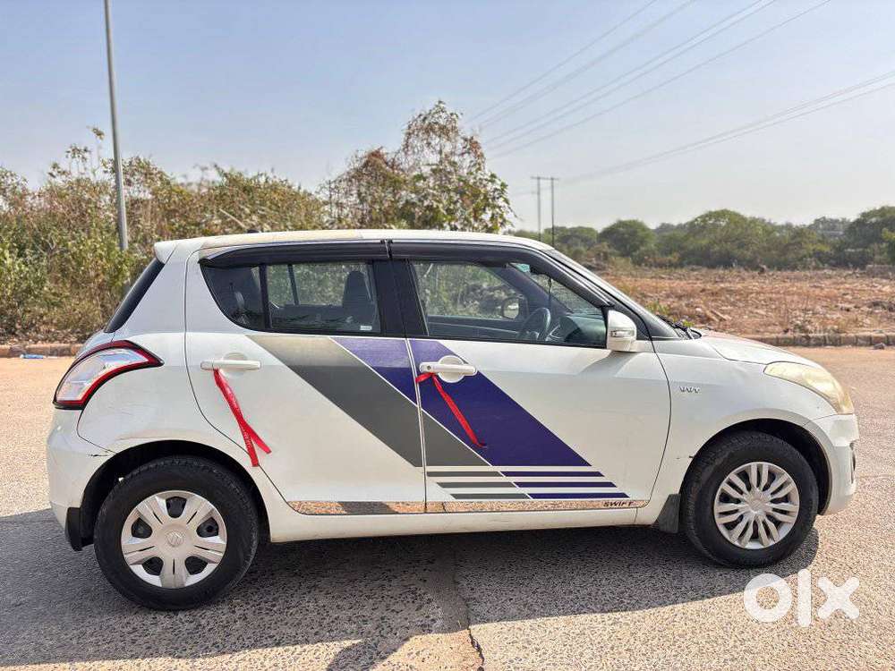 Maruti Suzuki Swift 1.2 Vxi (o), 2017, Petrol