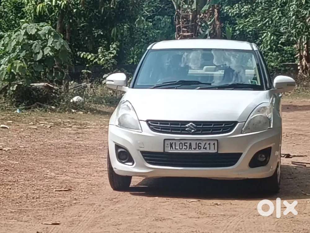 Automatic  Maruti Suzuki Swift Dzire 2014 Petrol89000km Driven