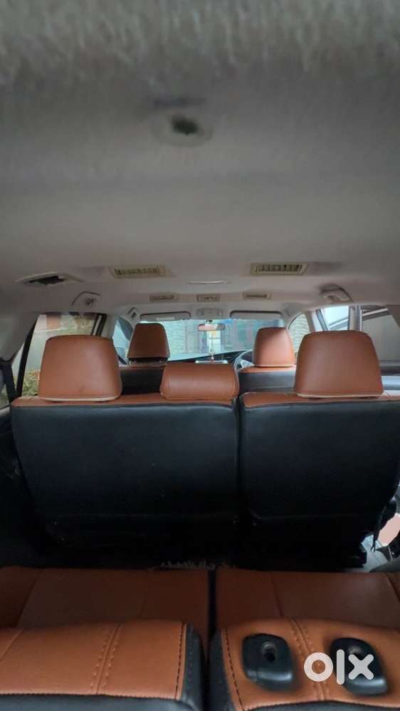 Toyota Innova Crysta 2016