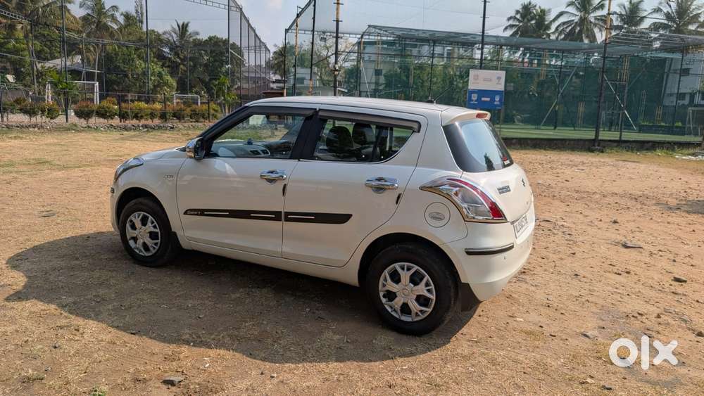 Maruti Suzuki Swift Vxi, 2016, Petrol