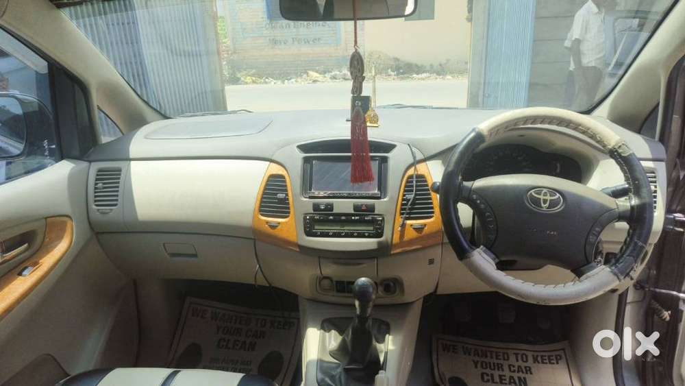 Toyota Innova 2.5 V 7 Str, 2011, Diesel