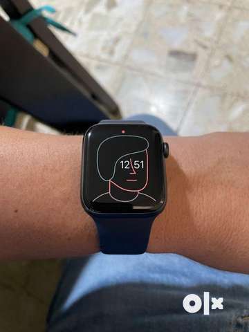 Buy apple watch outlet series 4 used