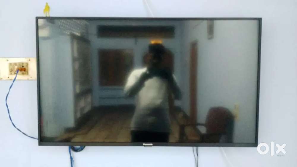 Panasonic 43 inches smart led tv