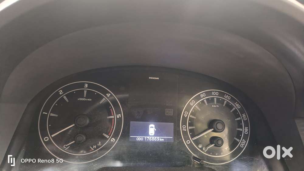 Toyota Innova Crysta 2.4 Gx Mt, 2017, Diesel