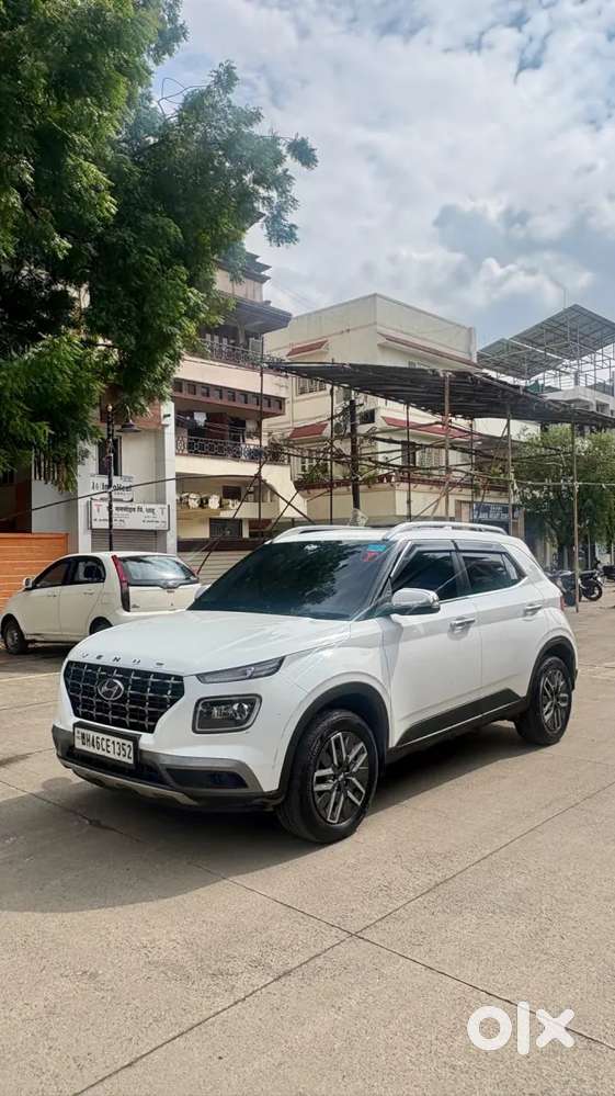 Hyundai Venue 1.0 Sx (o) Turbo Imt, 2022, Petrol