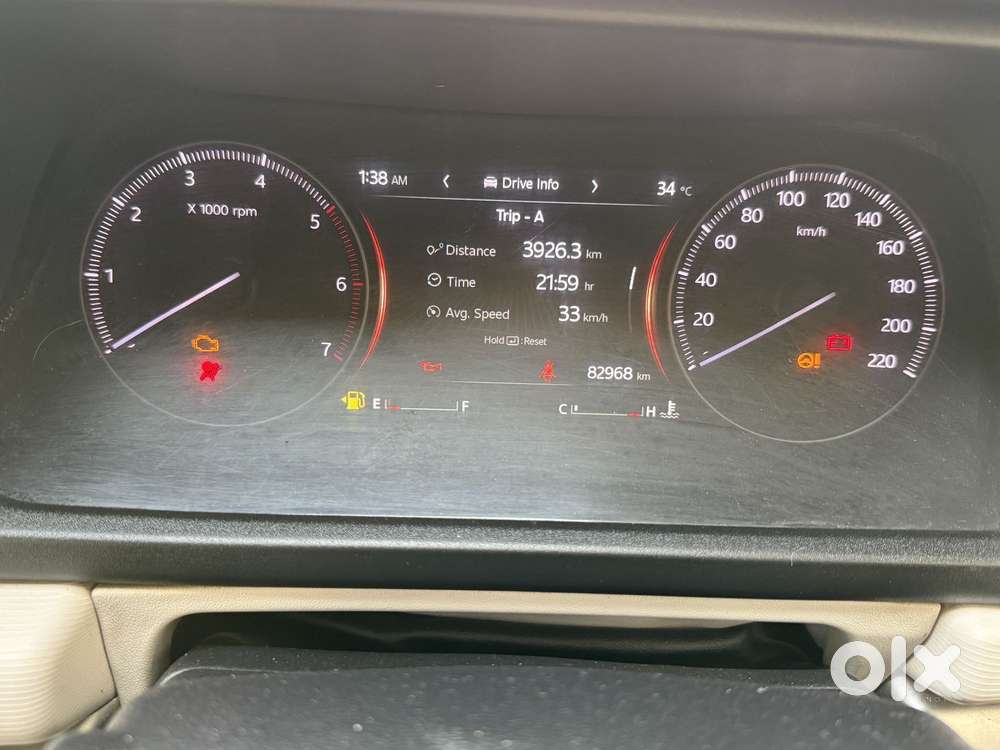 Mahindra Xuv700 2.2 Mx Diesel Mt 5 Str, 2023, Diesel