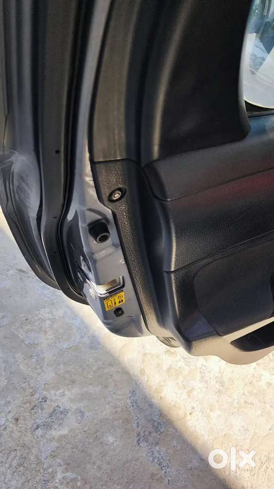 2015 November Swift Vdi Abs Optional 28 Km/litre Diesel Mileage