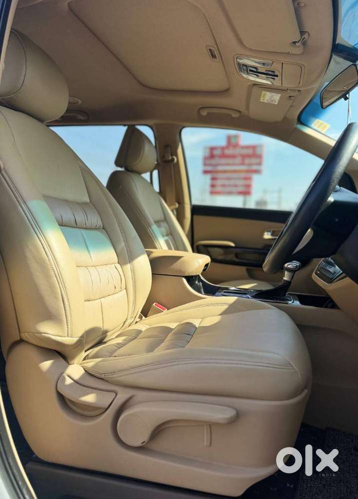 Kia Carnival Prestige, 2020, Diesel