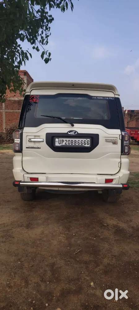 Mahindra Scorpio 2017 Diesel 85213 Km Driven