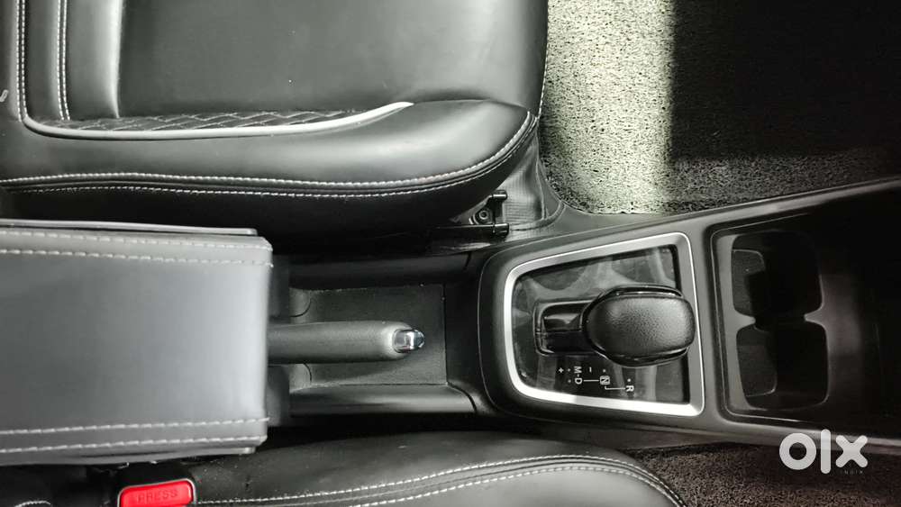 Maruti Suzuki Swift Amt Vxi, 2022, Petrol
